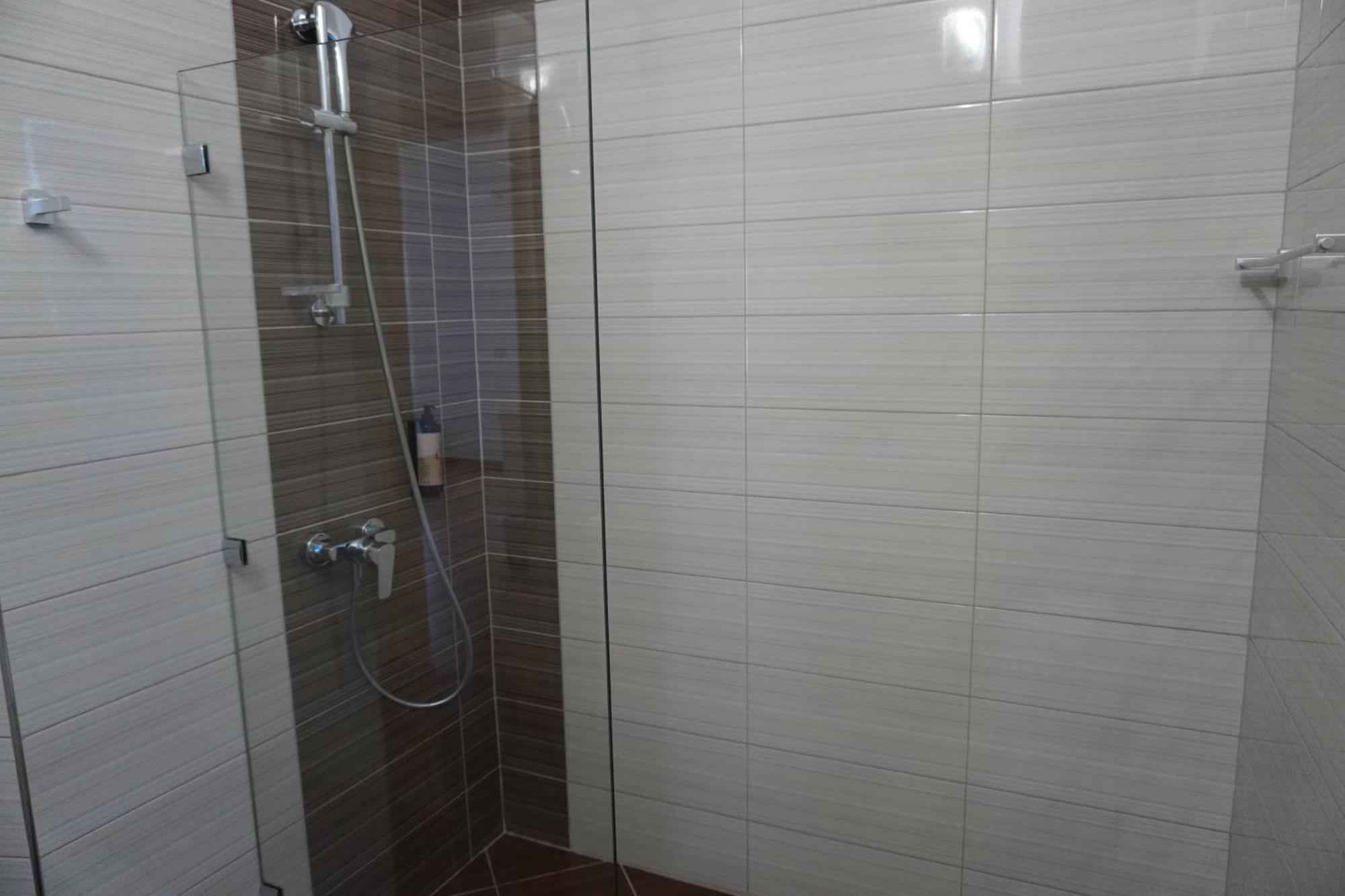 Hotel Agel Sarandë Værelse billede