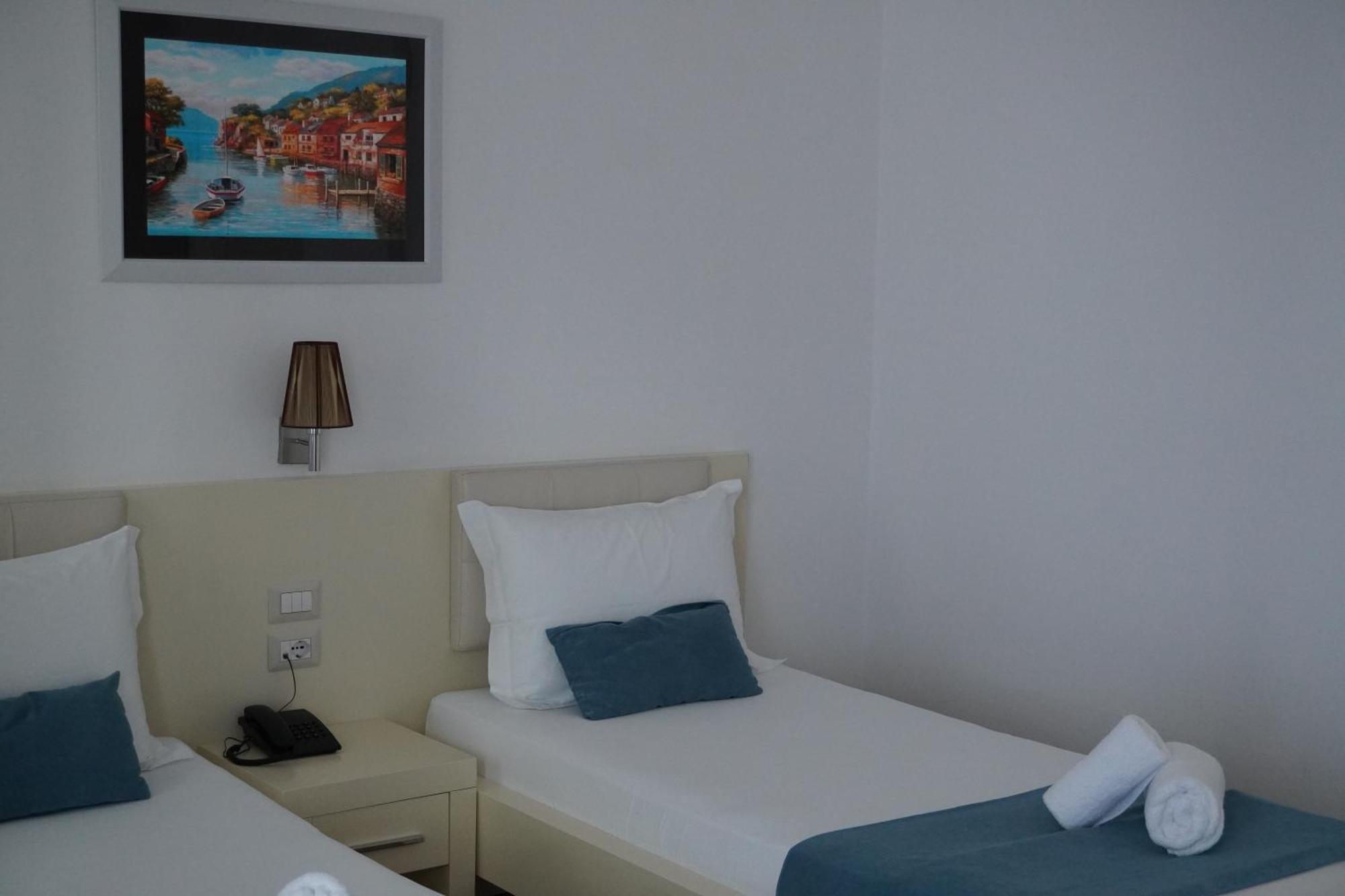 Hotel Agel Sarandë Eksteriør billede