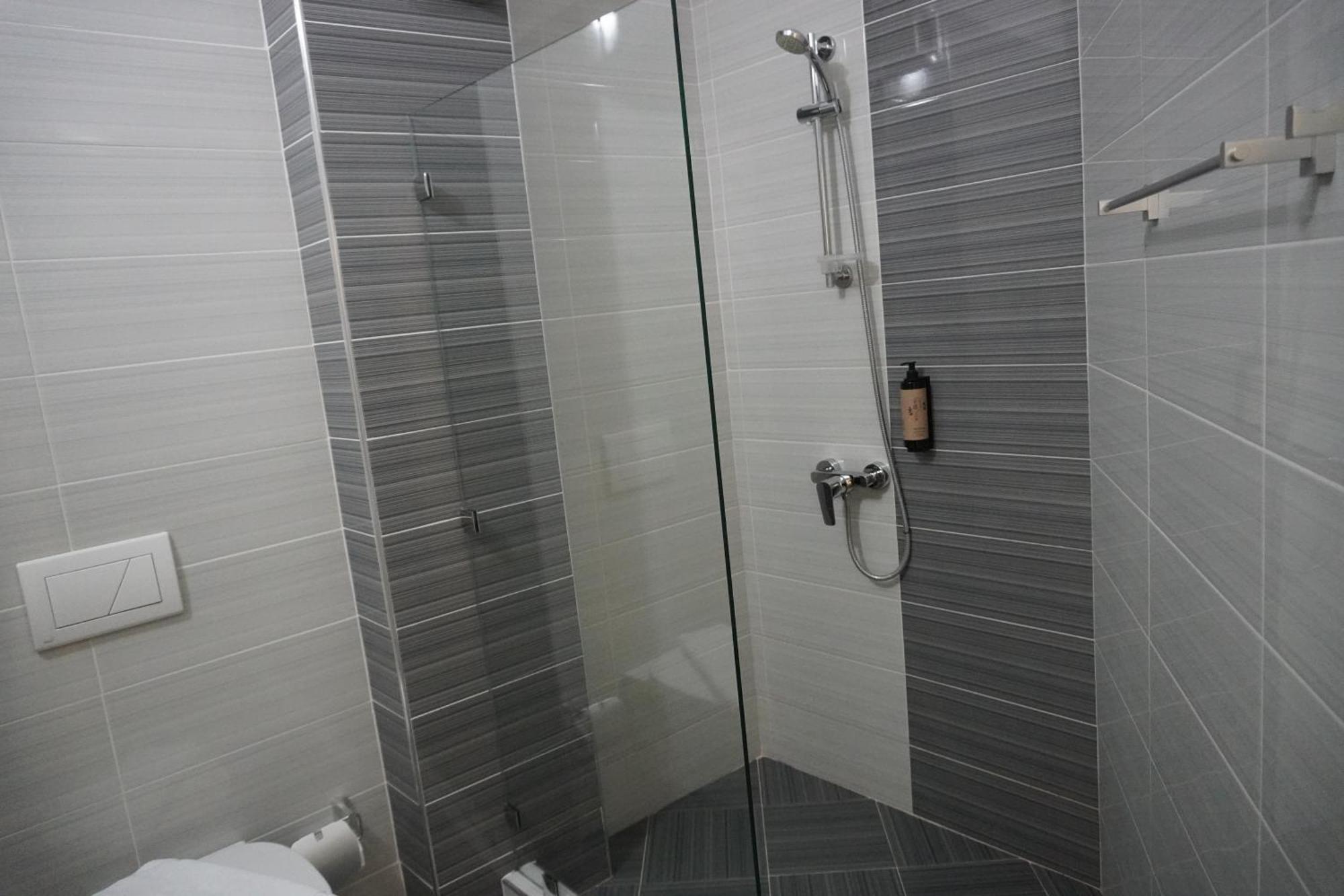 Hotel Agel Sarandë Værelse billede